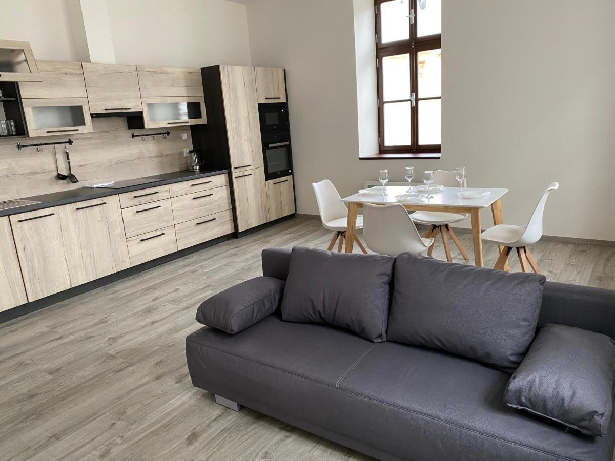 Klicperovo 3Kk Appartement Hradec Králové Buitenkant foto